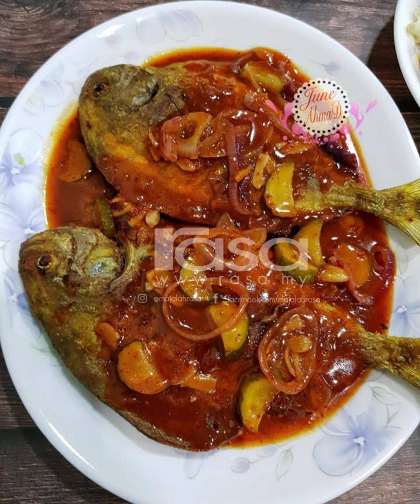 Cara Masak Sambal Tumis Ikan Kembung Paling Sedap