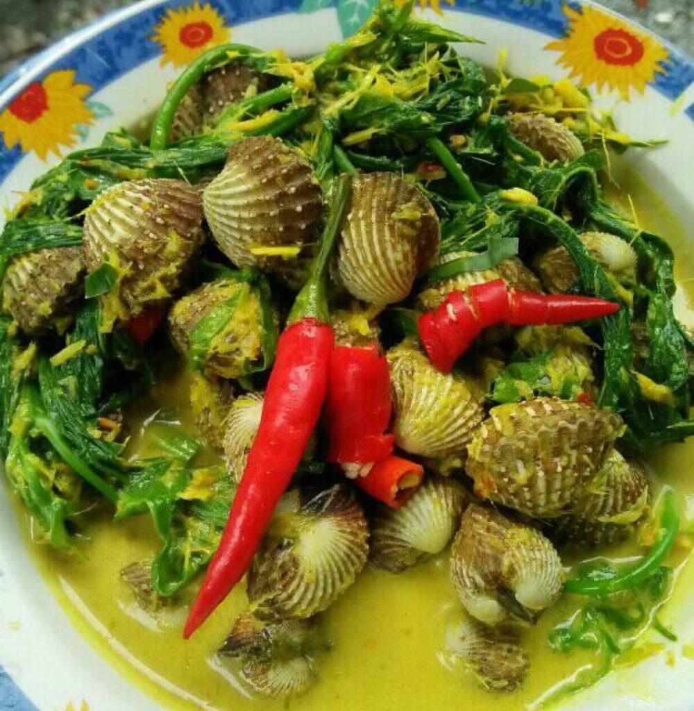 Kerang Masak Lemak Pucuk Ubi Cili Api Bertambah Nasi Masa Berbuka